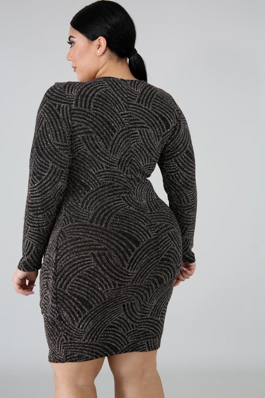 Glittery Swerve Midi Dress Black (Curvy) - Ali’s Couture 